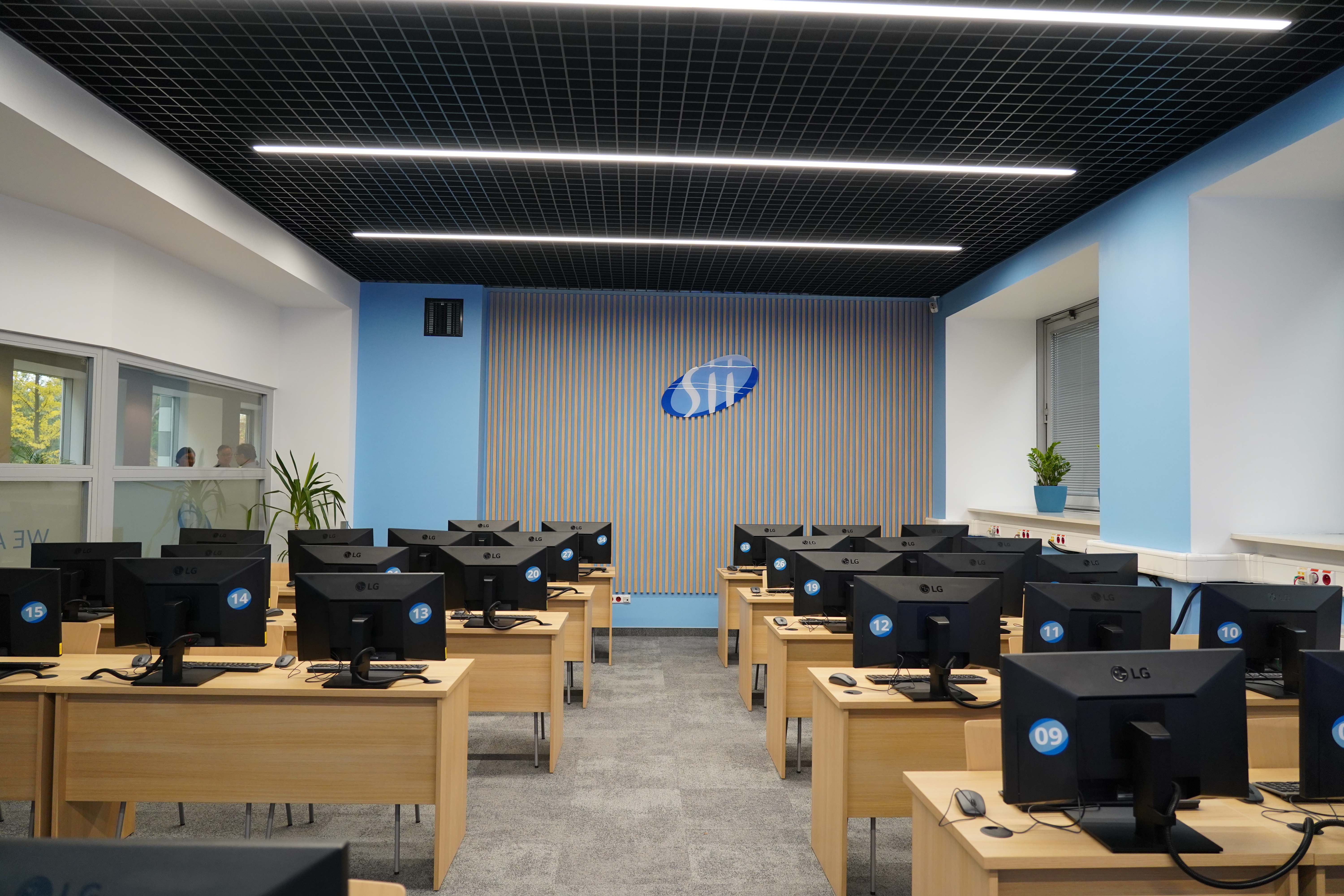 Otwarcie Nowoczesnej Sali Komputerowej na Wydziale Zarządzania UW!