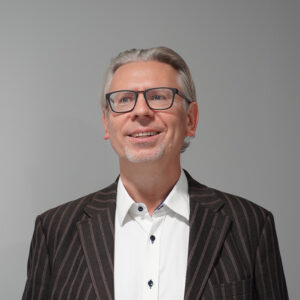 dr Oskar Szumski