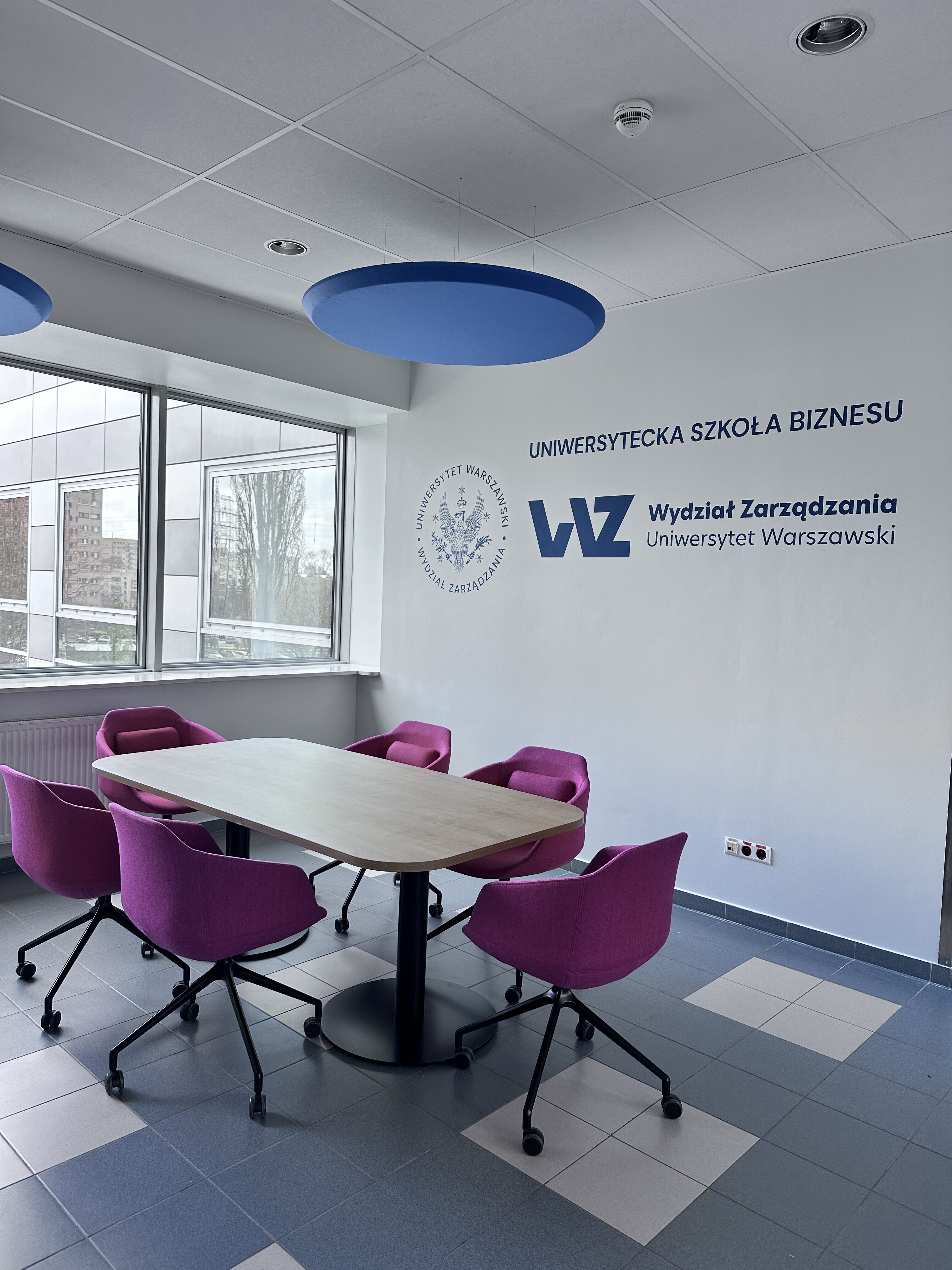 Nowa strefa dla studentów na Wydziale Zarządzania UW